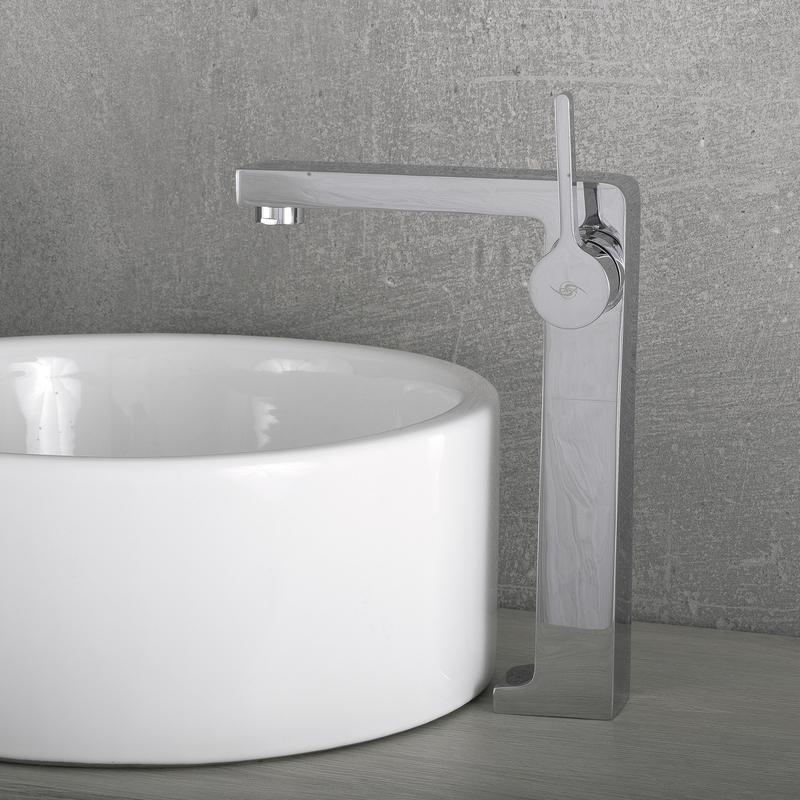 Single Handle Vessel Size: 4 x 13-3/4 (in)
