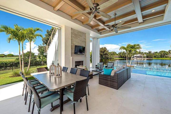 Natural limestone tiles Miami-Dade County